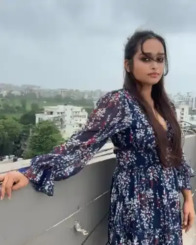 Upshi Escorts