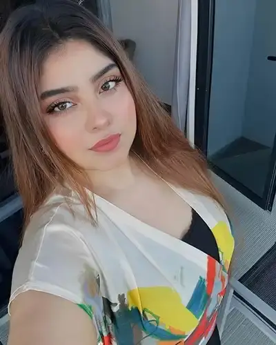 Upshi Escort
